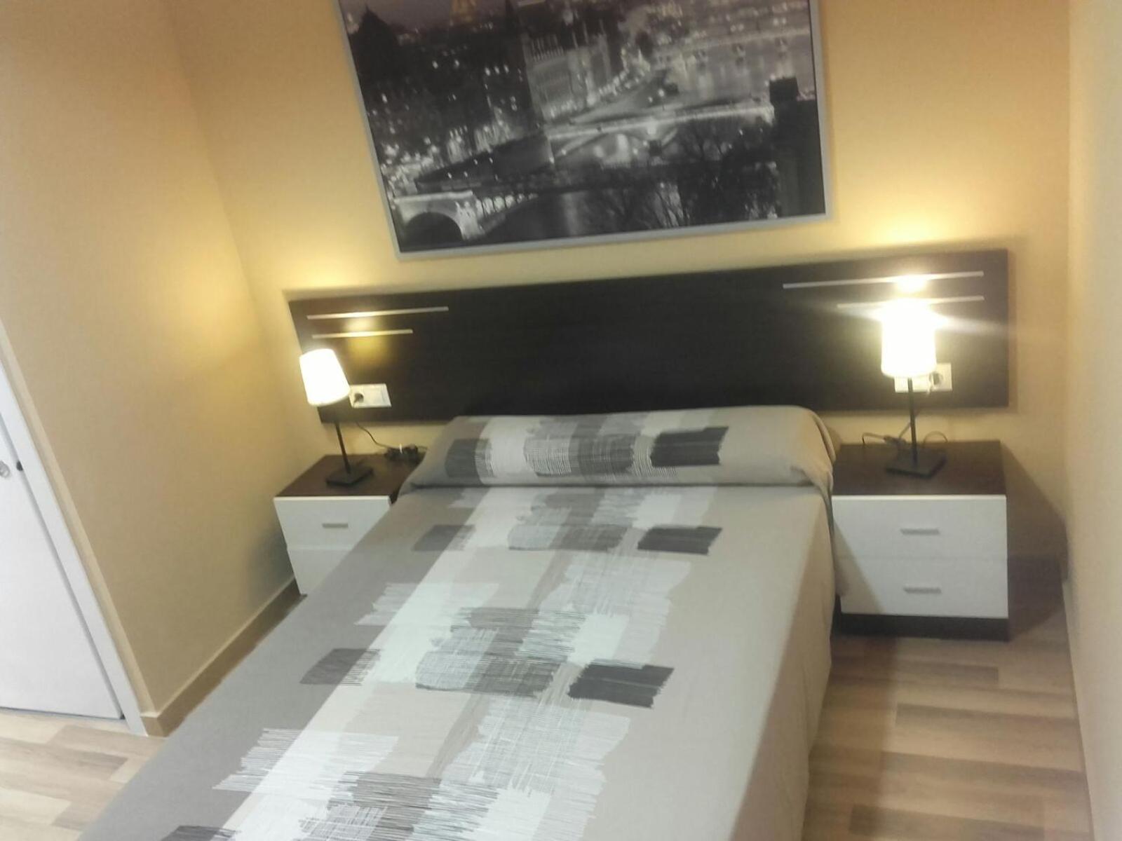 Pension Avenida Vilafranca del Penedes Room photo
